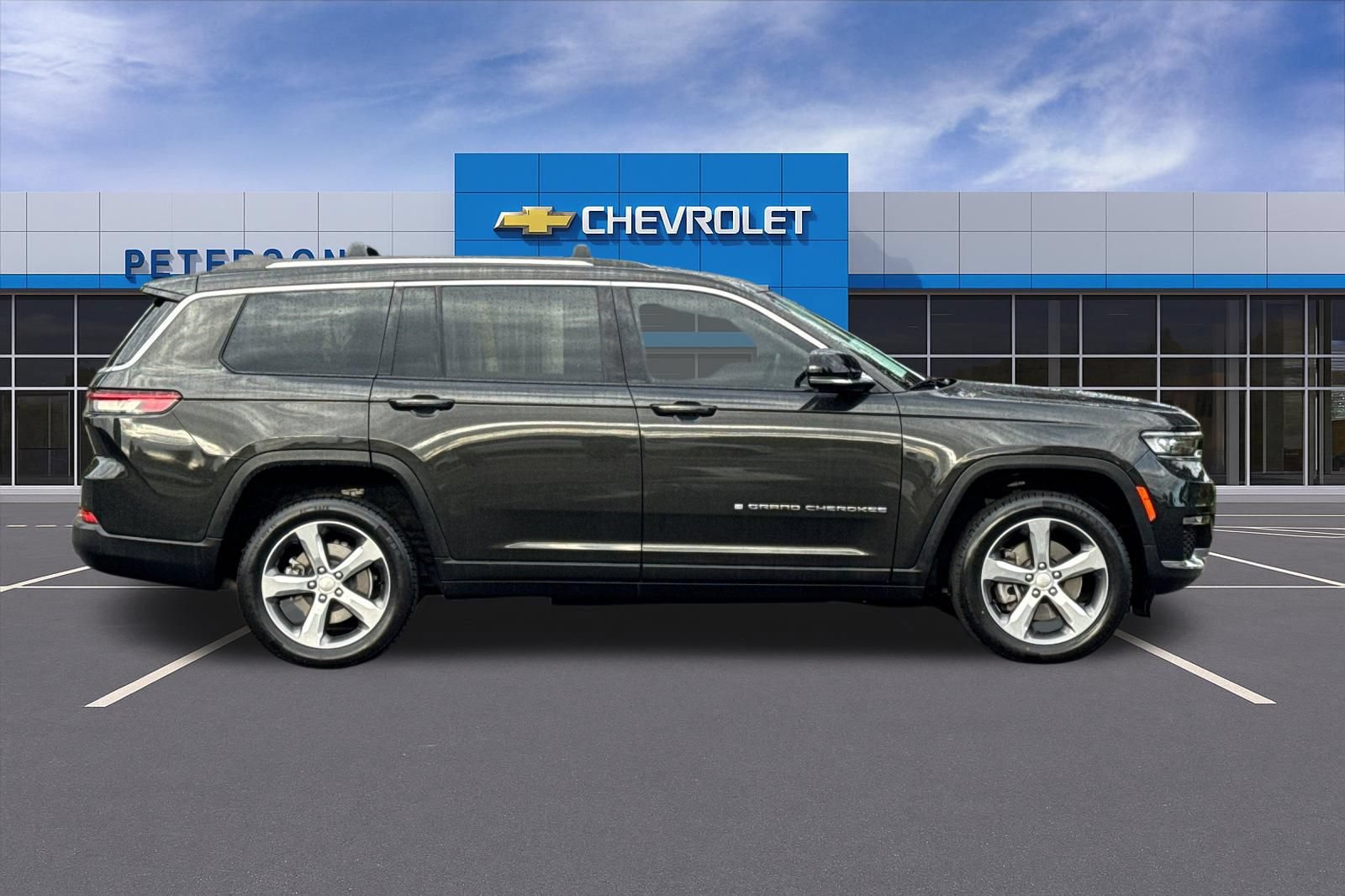Used 2021 Jeep Grand Cherokee L Limited AWD/4WD image 3