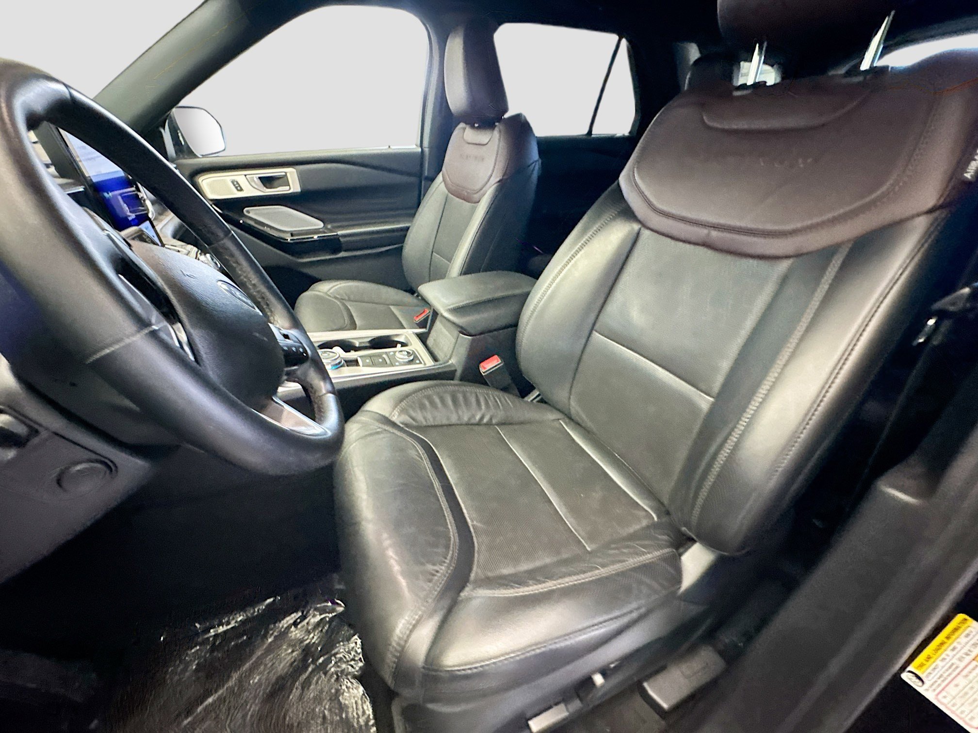 Used 2022 Ford Explorer Platinum w/ Equipment Group 601A image 11