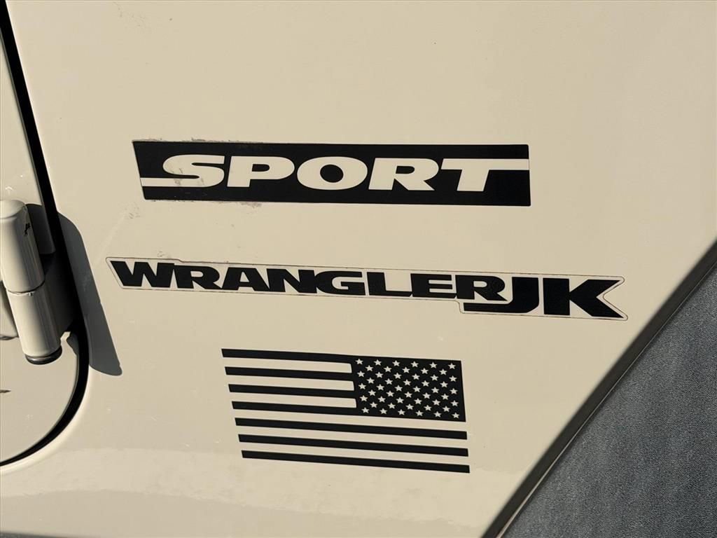 Used 2018 Jeep Wrangler Unlimited Sport image 25