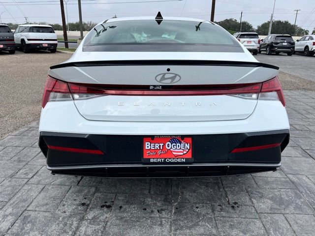 New 2026 Hyundai Elantra SEL Sport Premium FWD image 6