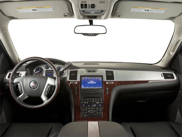 Used 2013 Cadillac Escalade Luxury AWD/4WD image 7