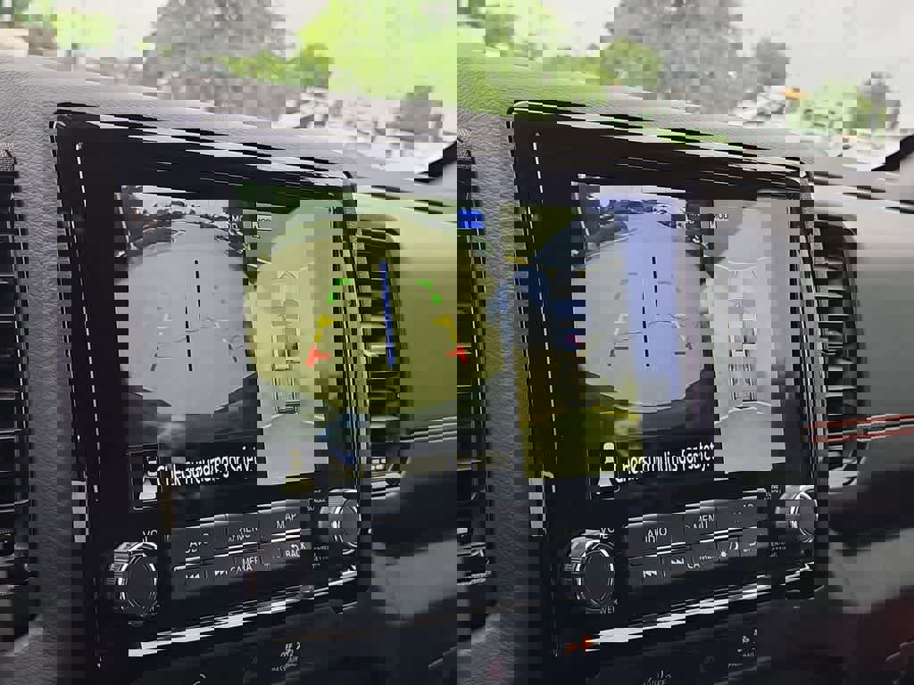 Used 2023 Nissan Frontier Pro-X w/ Pro-X Premium Package image 32