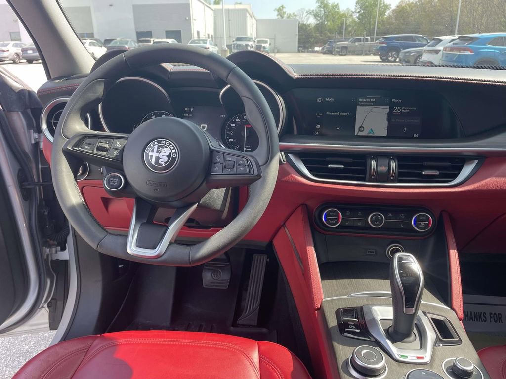 Used 2021 Alfa Romeo Stelvio Ti w/ Premium Package image 11