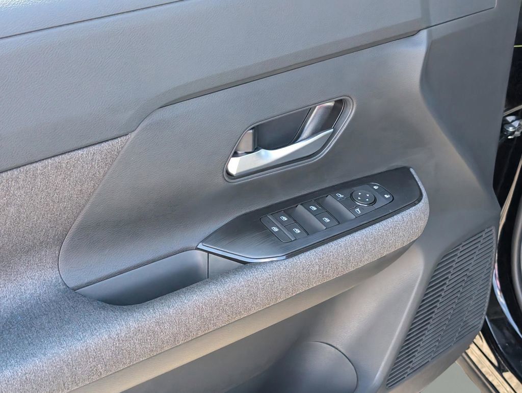 New 2026 Nissan Kicks SV image 14