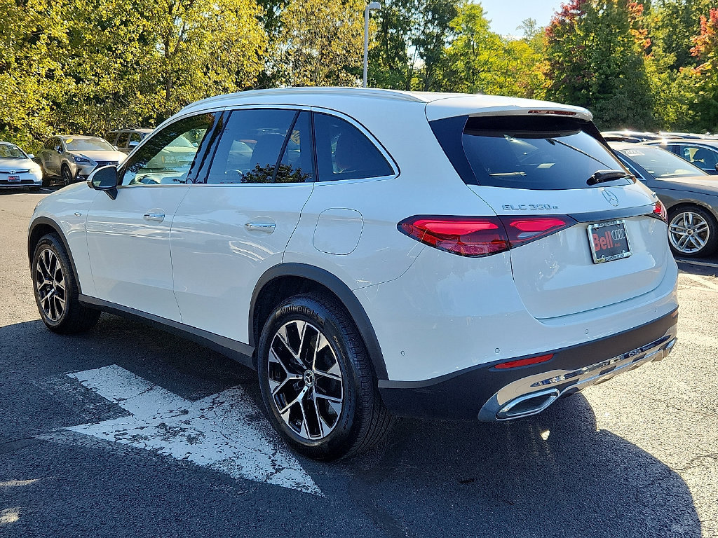 Used 2025 Mercedes-Benz GLC 350e 4MATIC image 10