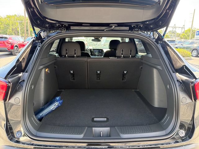 New 2026 Chevrolet Trax RS w/ Sunroof Package FWD image 12