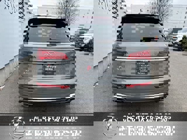 Used 2025 Audi Q5 2.0T Premium Plus w/ Premium Plus Package image 5