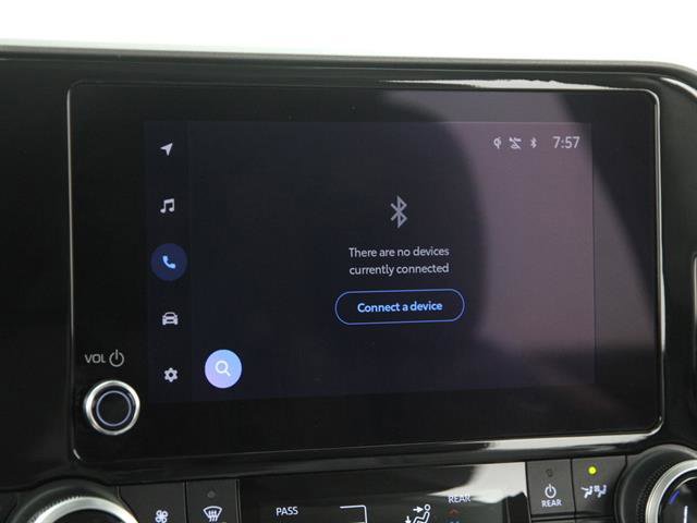 Used 2023 Toyota Highlander XLE image 13