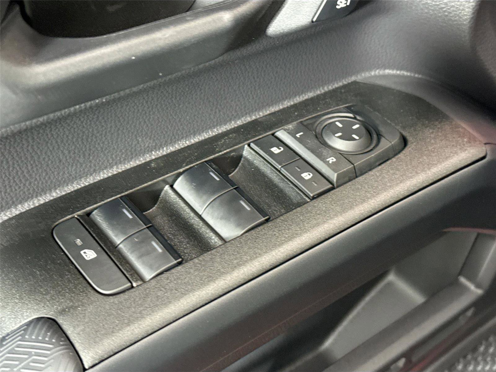 Certified 2025 Toyota 4Runner TRD Off-Road Premium image 27