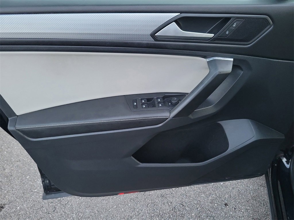 Certified 2022 Volkswagen Tiguan S image 15