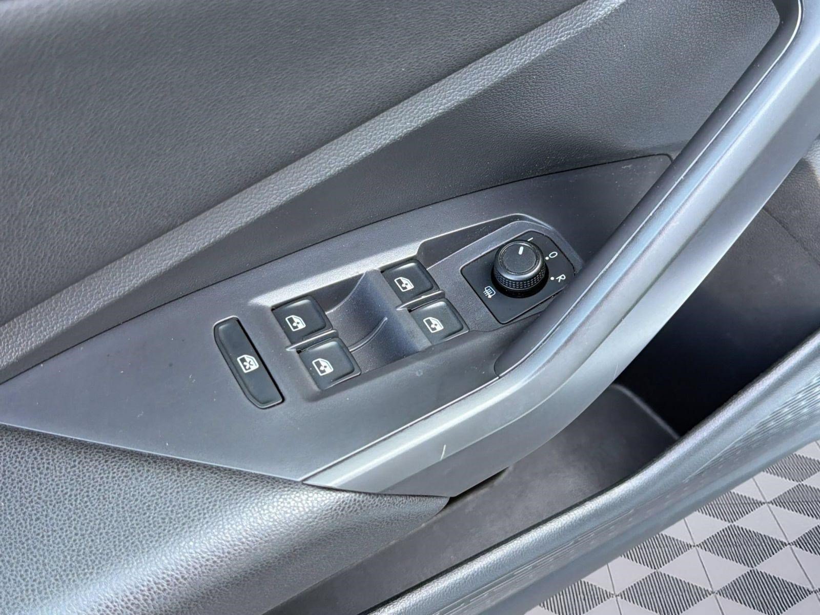 Used 2020 Volkswagen Jetta R-Line w/ R-Line Cold Weather Package FWD image 25