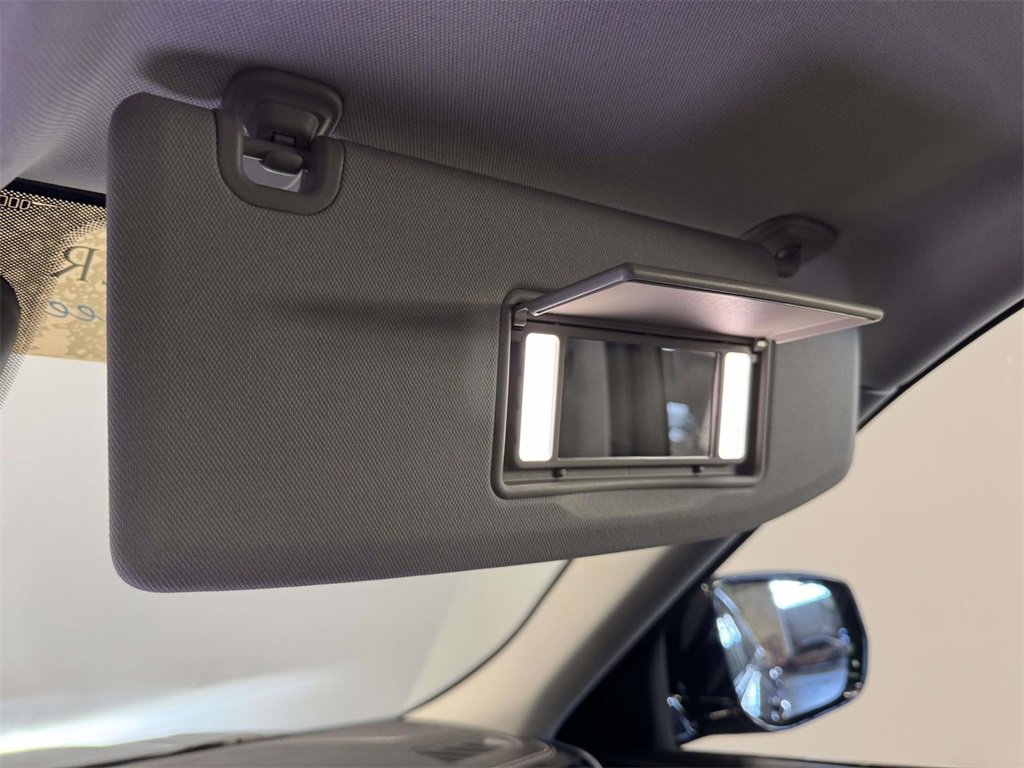 Used 2023 Jeep Grand Cherokee L Limited image 26
