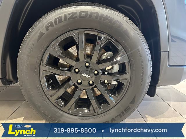 Used 2019 Jeep Cherokee Latitude Plus w/ Cold Weather Group image 25