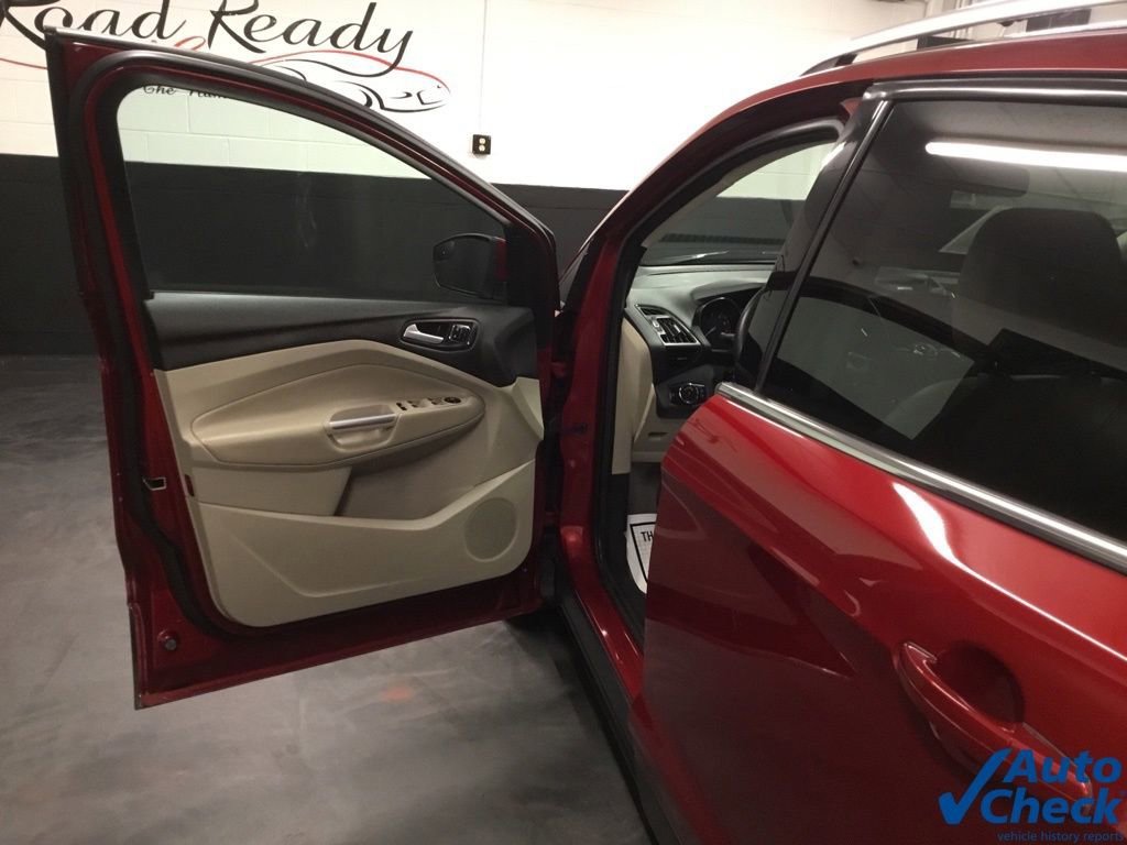 Used 2014 Ford Escape Titanium image 20