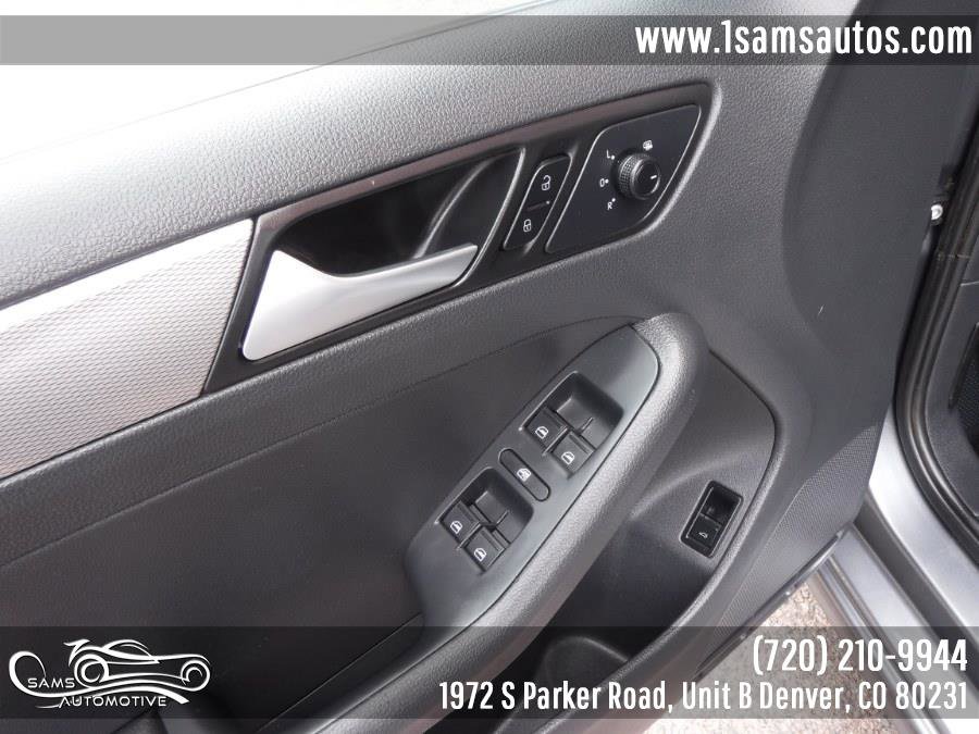 Used 2018 Volkswagen Jetta Wolfsburg Edition FWD image 36