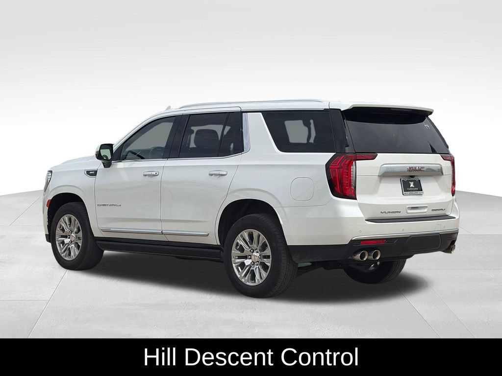 Used 2023 GMC Yukon Denali AWD/4WD image 7