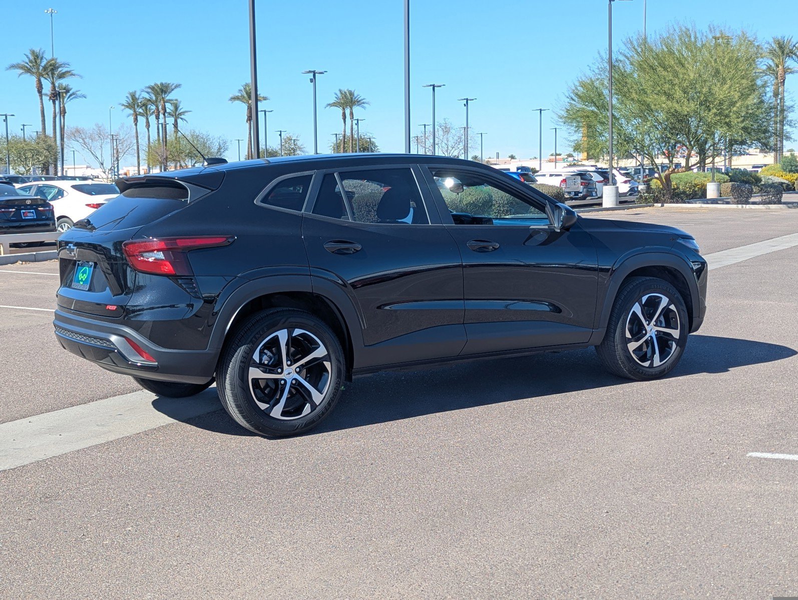 Certified 2024 Chevrolet Trax RS w/ Driver Confidence Package image 5