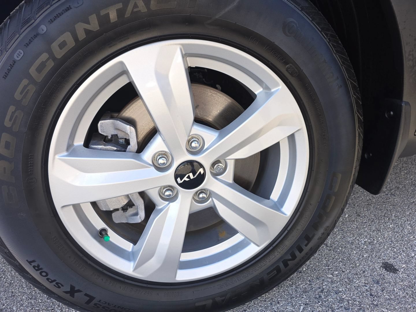 Used 2026 Kia Sorento LX FWD image 37