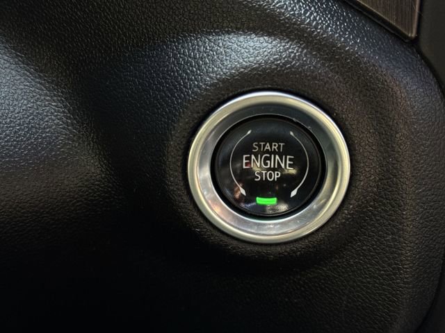 Used 2021 GMC Sierra 2500 AT4 w/ AT4 Premium Plus Package image 17