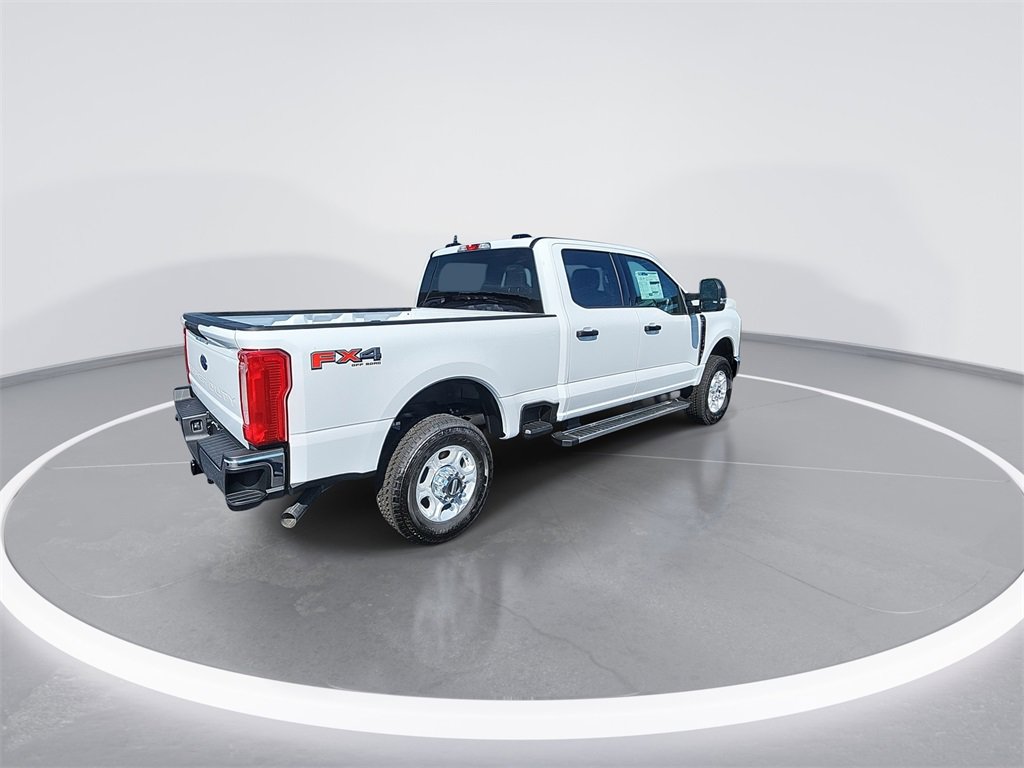 New 2026 Ford F250 XLT w/ FX4 Off-Road Package image 8