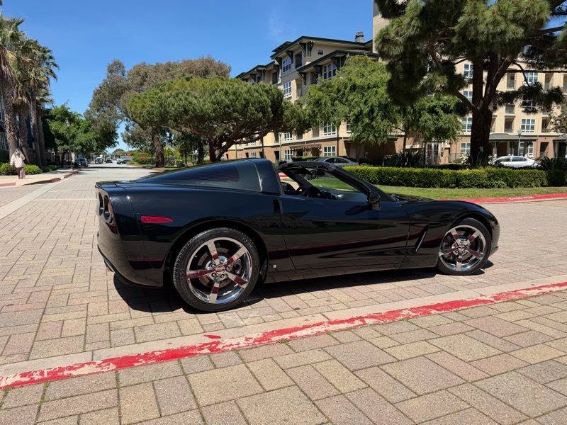 Used 2009 Chevrolet Corvette Coupe w/ Preferred Equipment Group RWD image 13