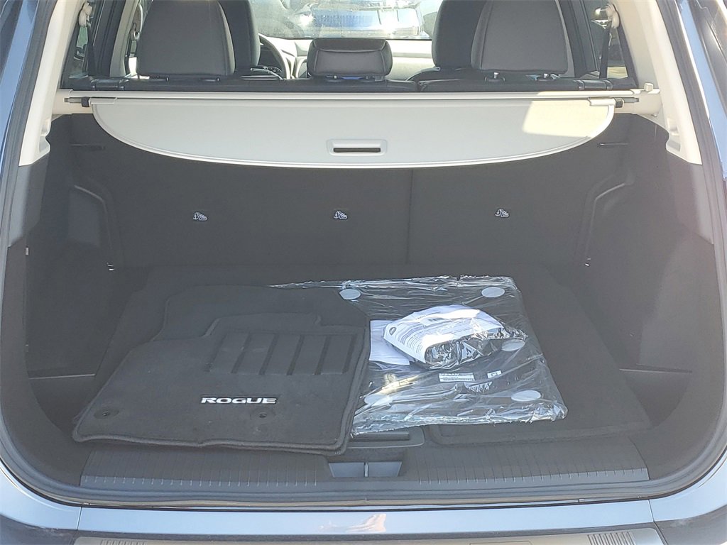 New 2026 Nissan Rogue SV w/ SV Premium Package image 3