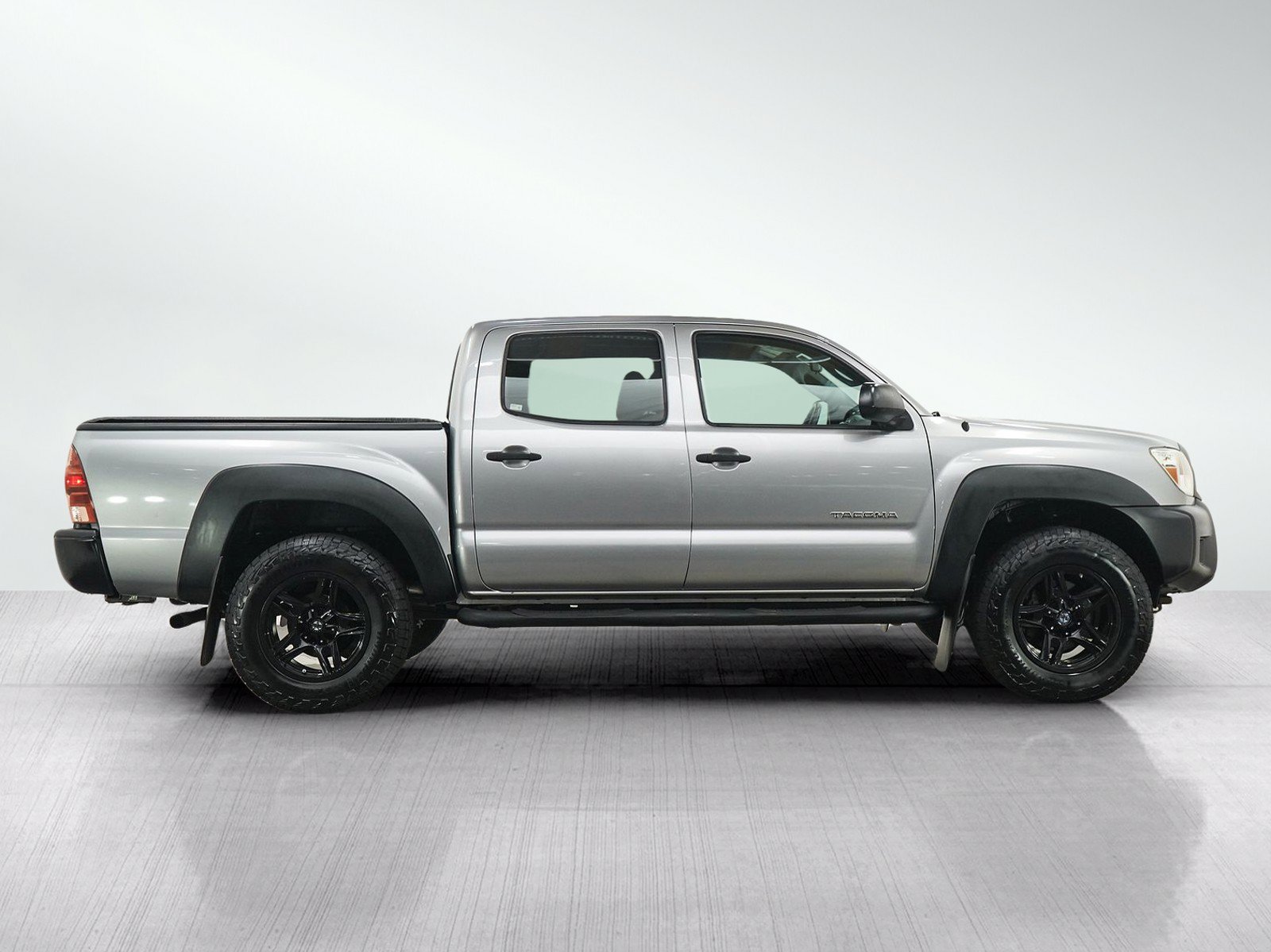 Used 2015 Toyota Tacoma PreRunner w/ Convenience Package RWD image 6