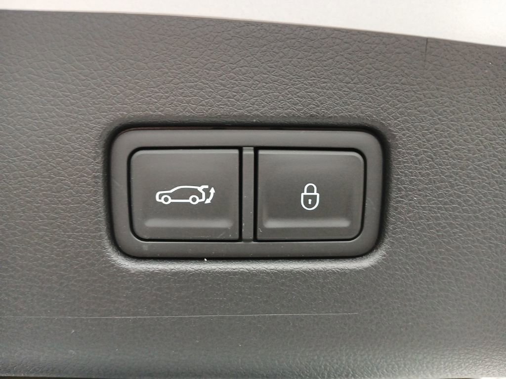 Used 2026 Genesis GV70 3.5T Sport Prestige image 34