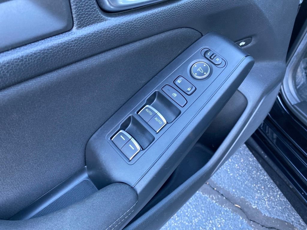 Used 2025 Honda Civic Sport image 22