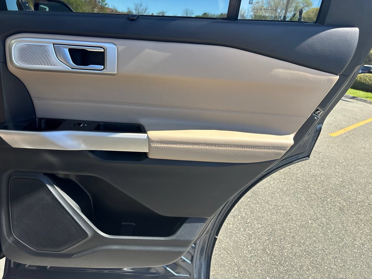 Certified 2023 Ford Explorer Limited w/ Limited Technology Package AWD/4WD image 56