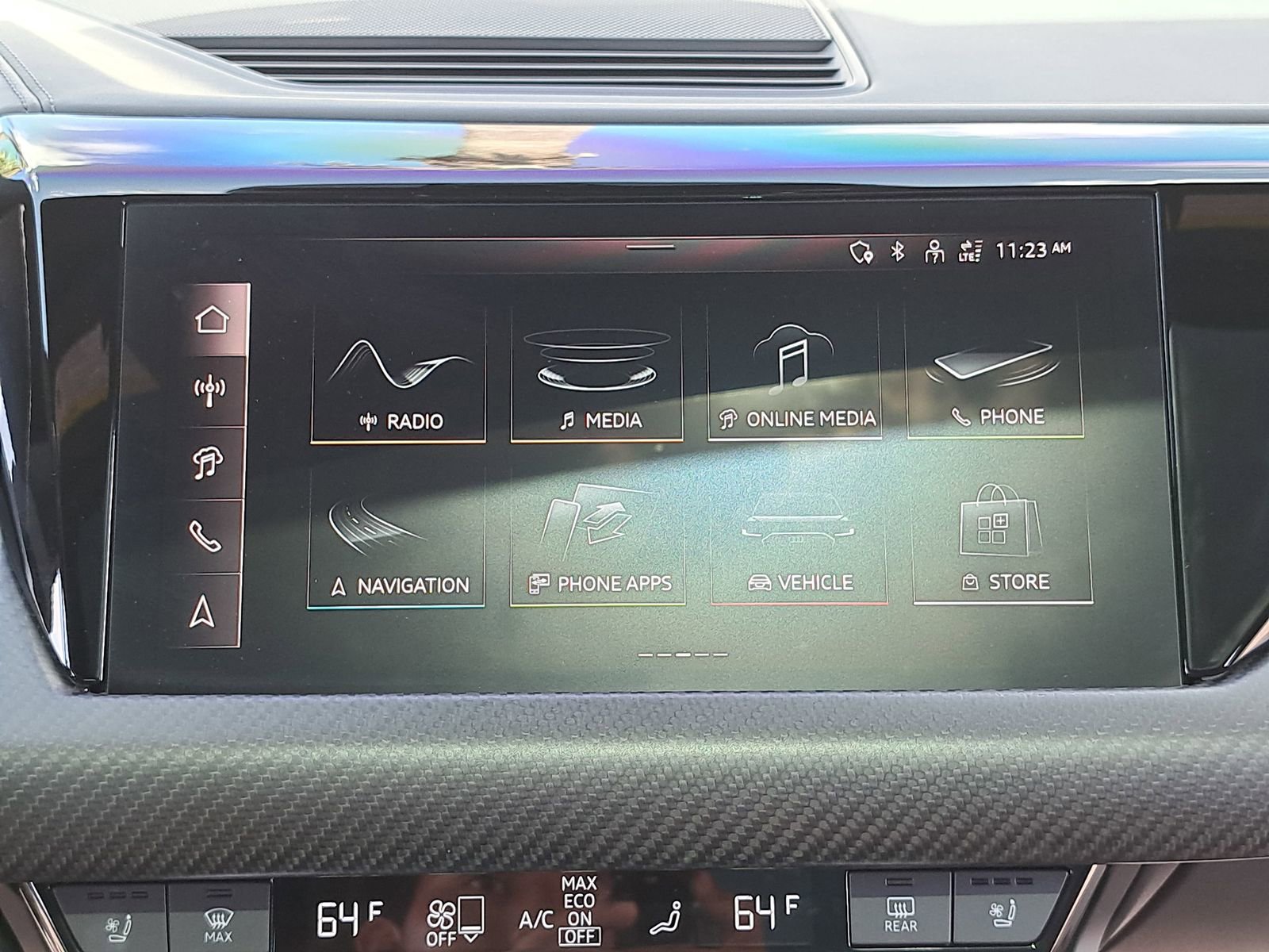 Used 2024 Audi RS e-tron GT w/ Carbon Performance Package image 24