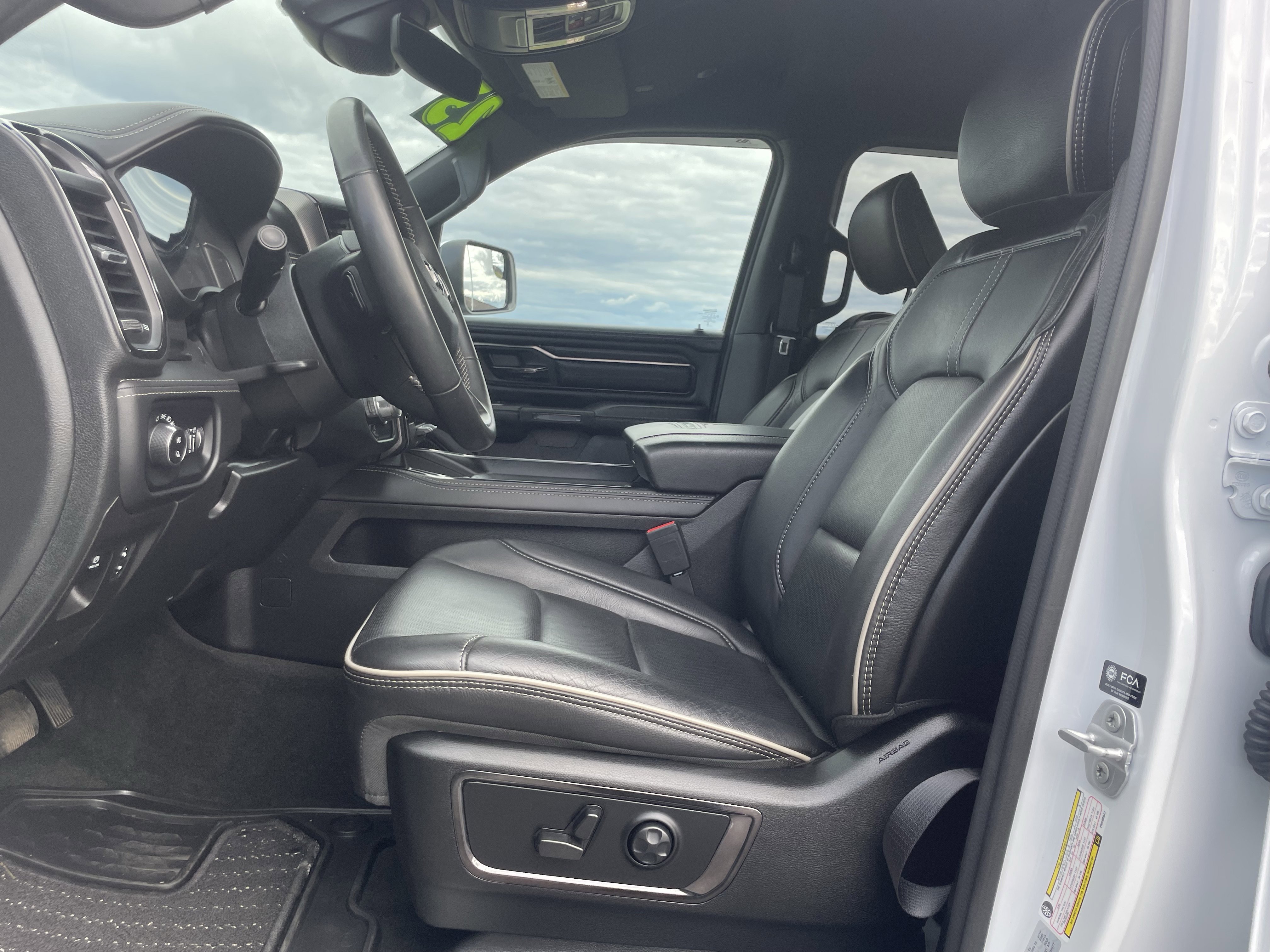 Used 2023 RAM 1500 Limited w/ Body Color Bumper Group image 12