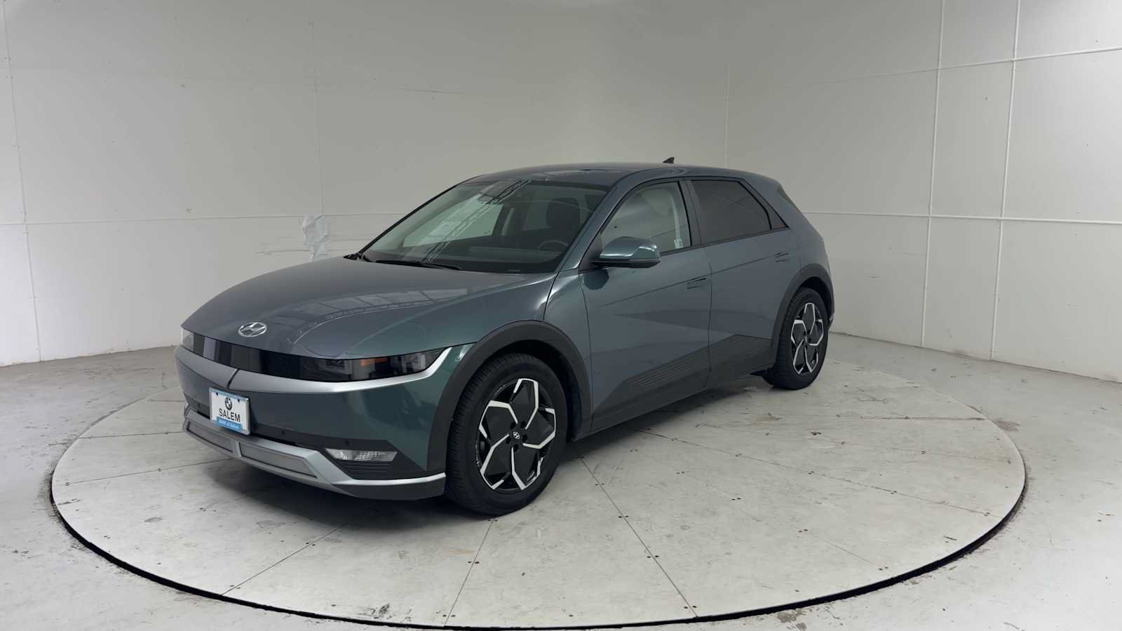 Used 2024 Hyundai Ioniq 5 SEL AWD/4WD image 6