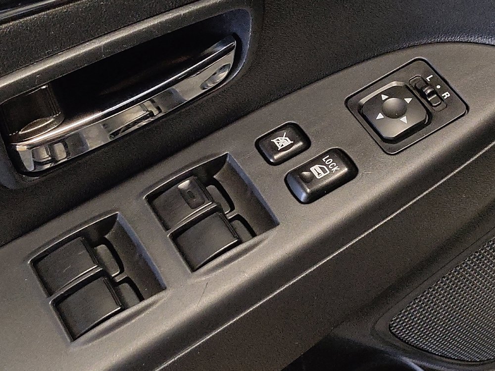 Used 2024 Mitsubishi Outlander Sport LE AWD/4WD image 27