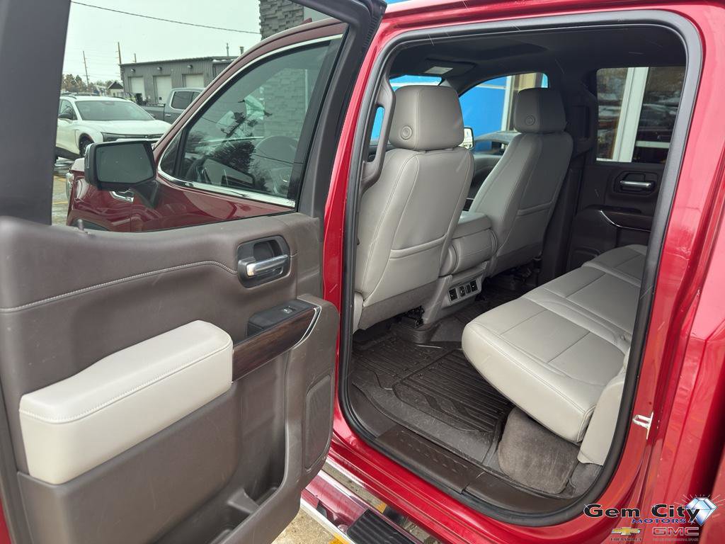 Used 2019 GMC Sierra 1500 SLT w/ Driver Alert Package I image 10