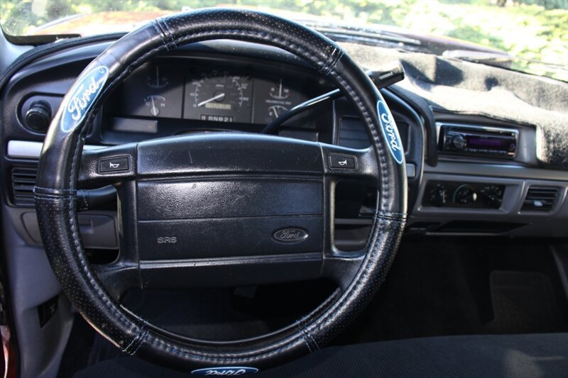 Used 1994 Ford F150 2WD Regular Cab image 16