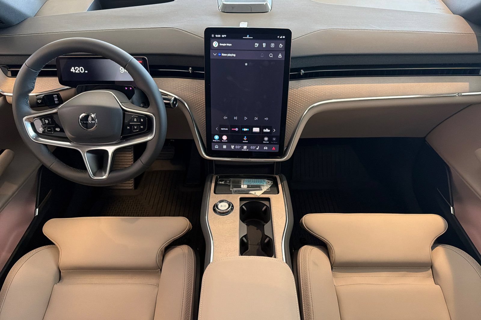 New 2026 Volvo EX90 Plus RWD image 13
