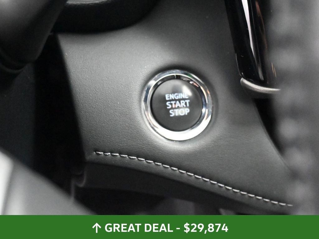 Used 2023 Toyota Highlander XLE image 45