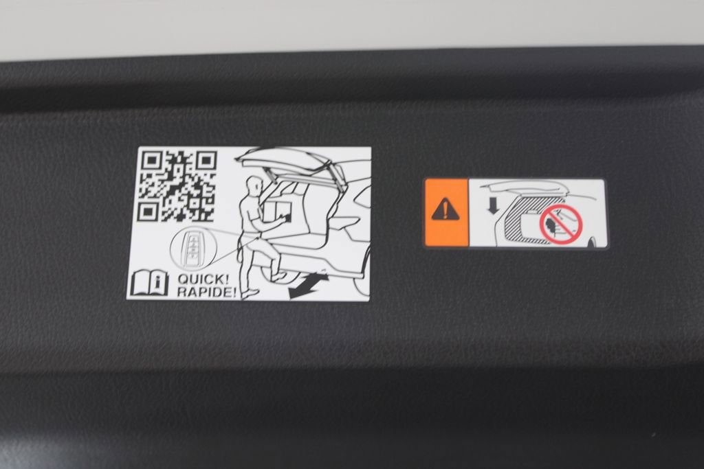 Used 2025 Toyota Grand Highlander Limited image 19