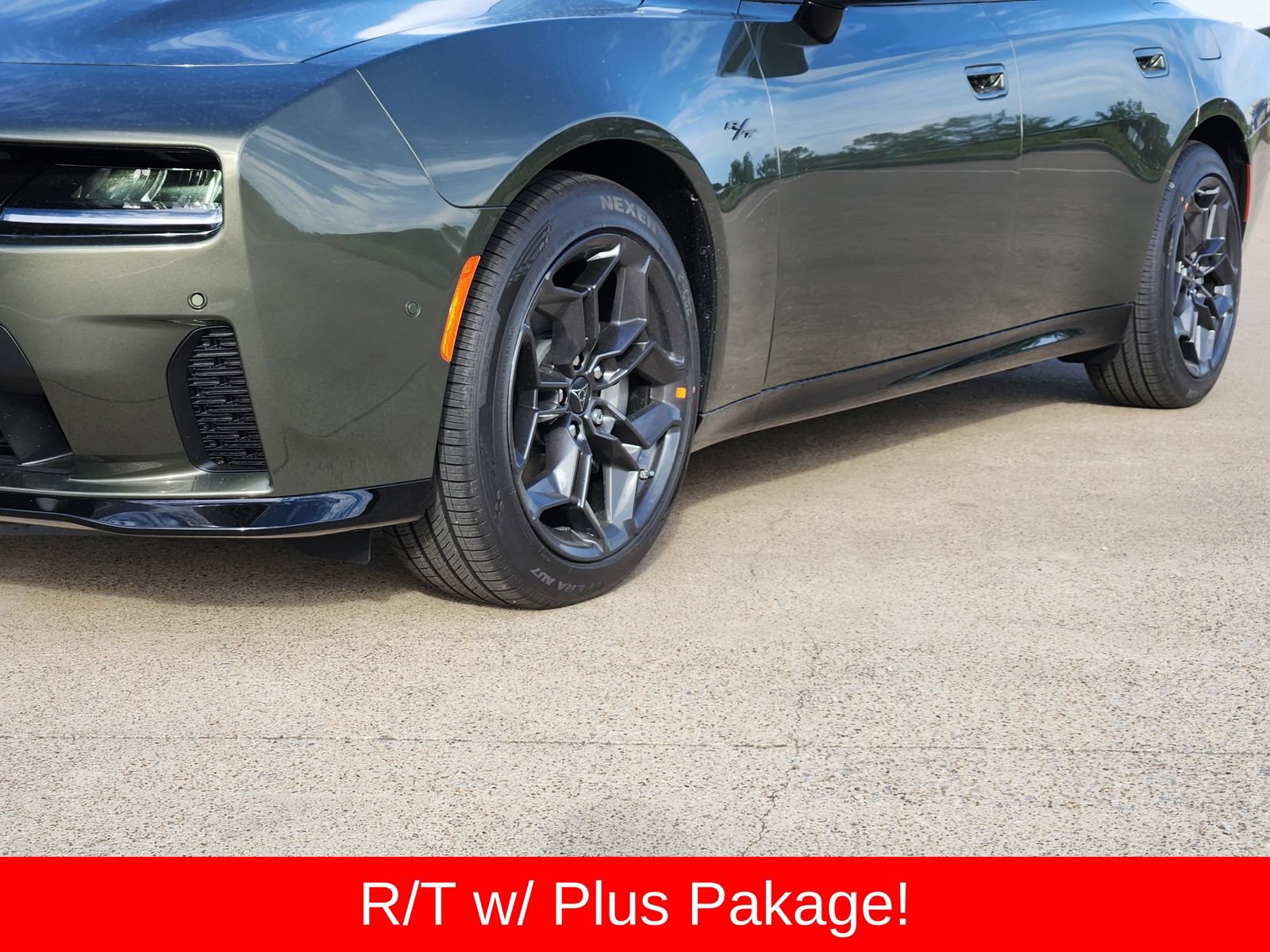 New 2026 Dodge Charger R/T w/ Driver Convenience Group AWD/4WD image 12