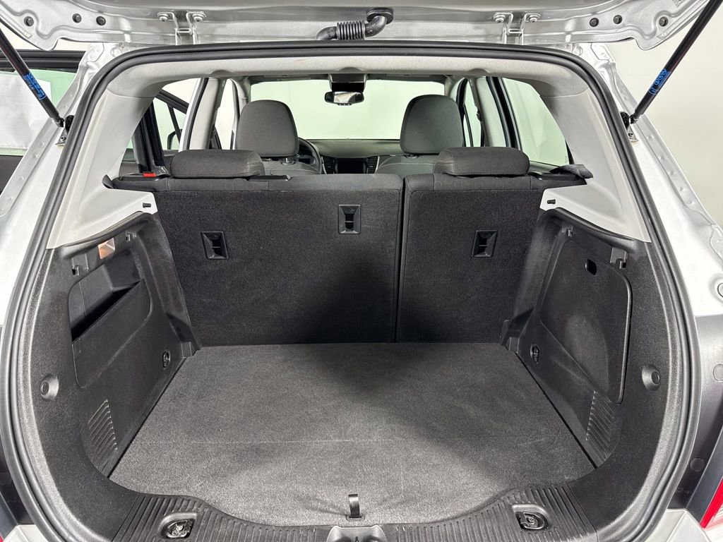 Used 2018 Chevrolet Trax LS image 27