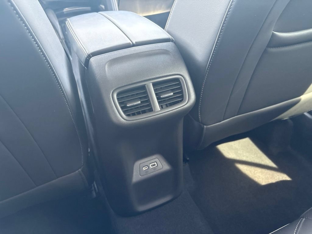 Used 2021 Buick Envision Essence w/ Technology Package I FWD image 24