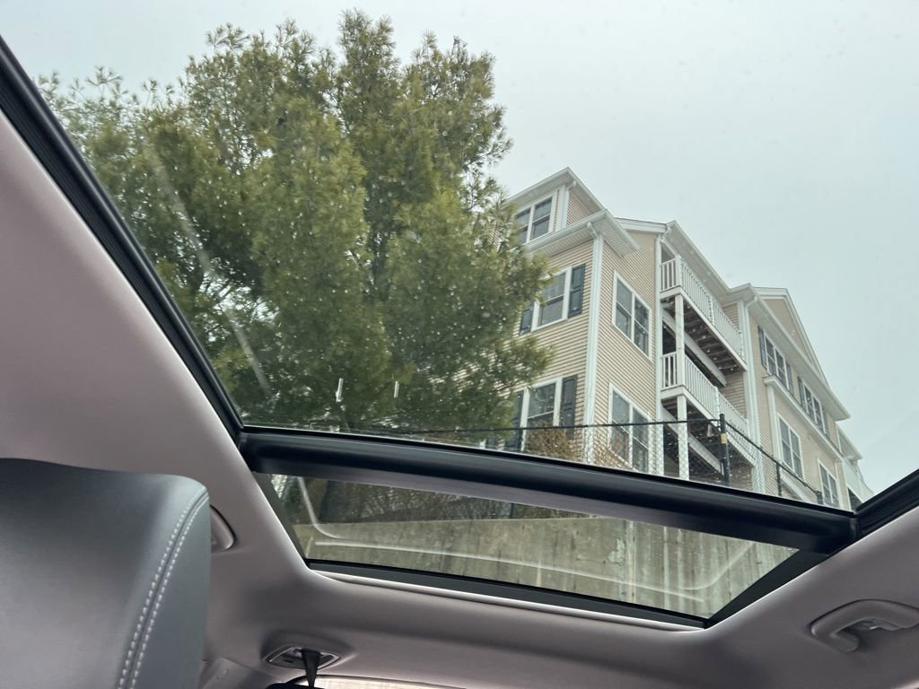 Used 2022 Kia Sportage EX w/ EX Technology Package image 23