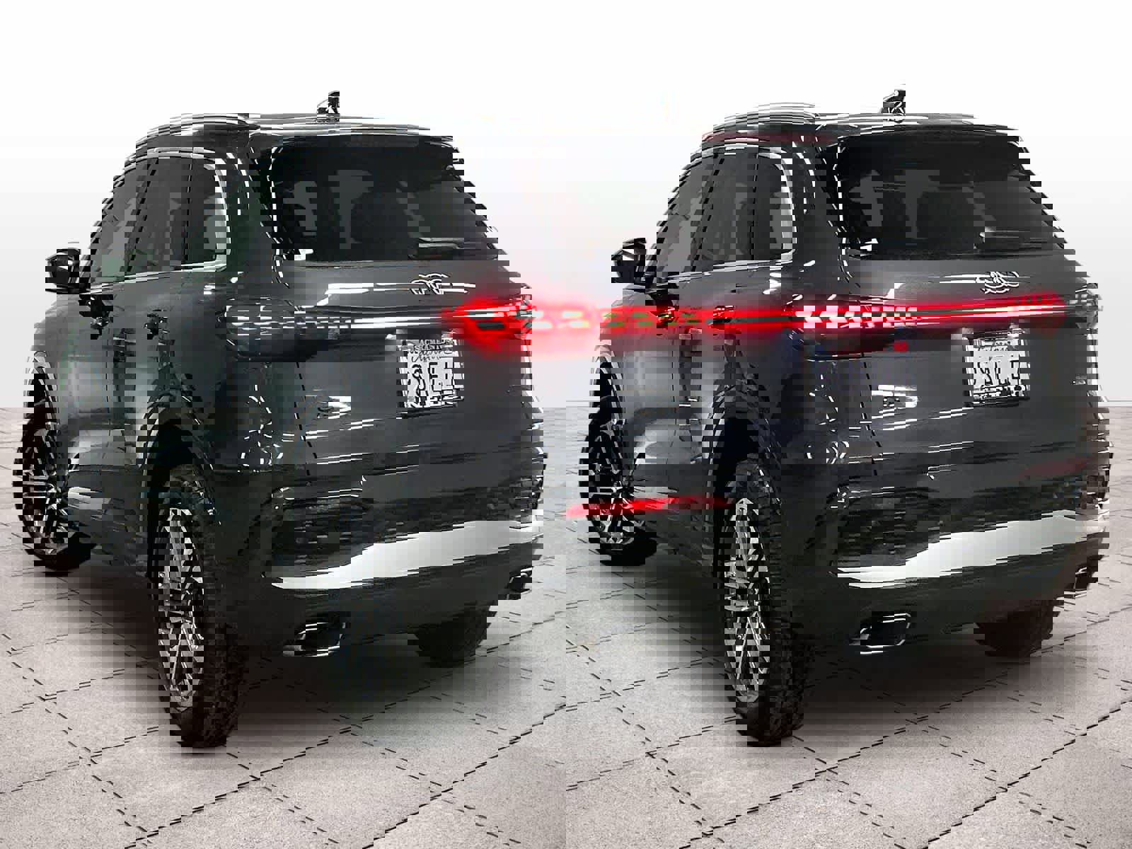 Certified 2025 Audi Q5 Premium Plus w/ Premium Plus image 14