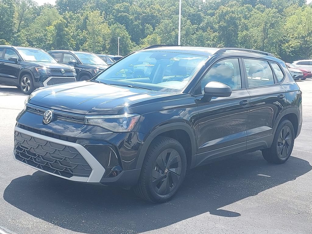 Used 2025 Volkswagen Taos S FWD image 3