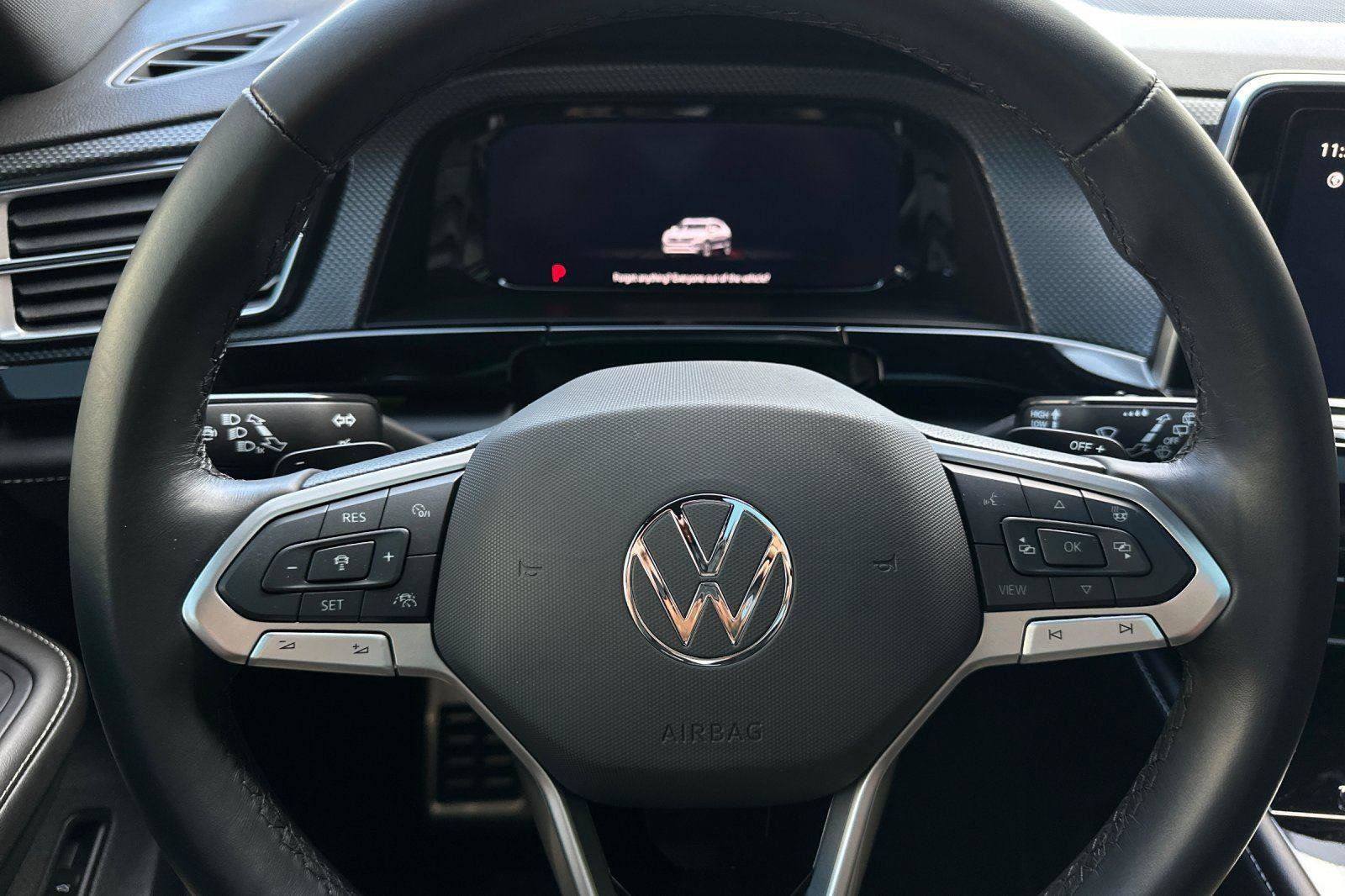 Used 2024 Volkswagen Atlas Cross Sport SEL Premium R-Line image 27