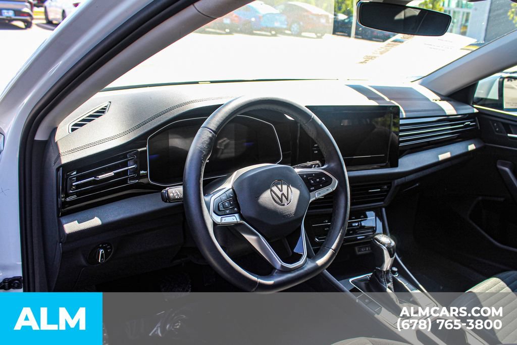 Used 2025 Volkswagen Jetta S FWD image 28