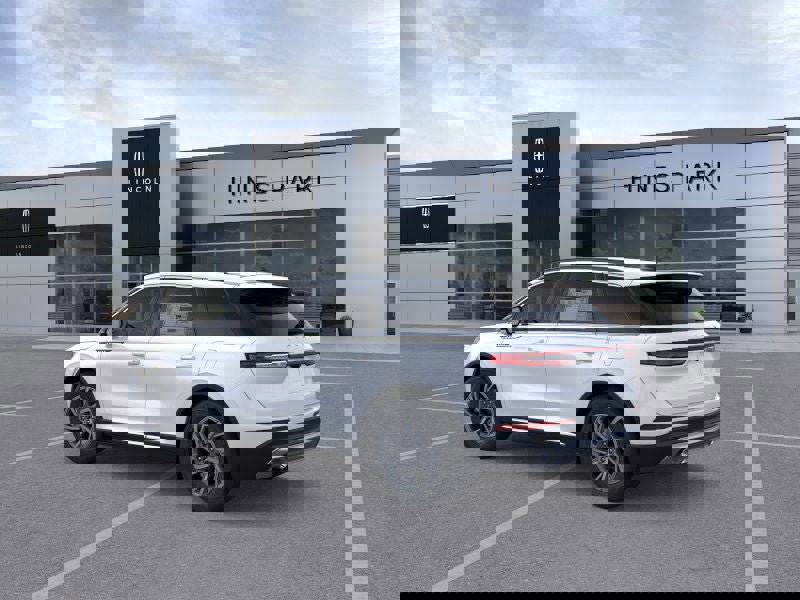 New 2026 Lincoln Corsair Premiere image 4