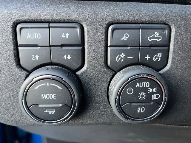 Used 2023 Chevrolet Silverado 1500 LTZ w/ LTZ Premium Package image 17