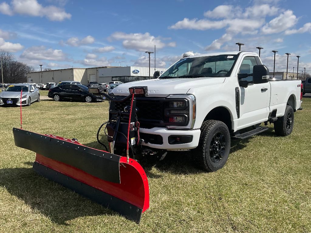 Used 2024 Ford F250 XL w/ STX Appearance Package image 2
